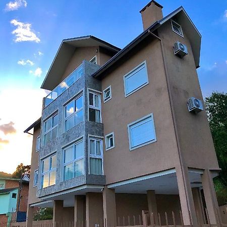 Апартаменты Apartamento 202 - Residencial Lovatto Грамаду Экстерьер фото